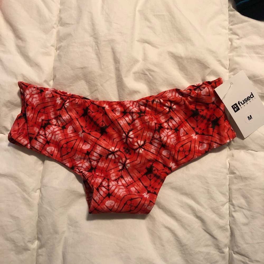 Fused Hawaii Medium Kona Bottoms New with Tags